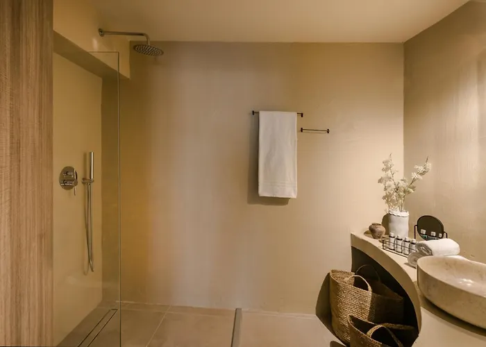 Nomade Agora - Town Centre, Kefalonia - Private Balconies *