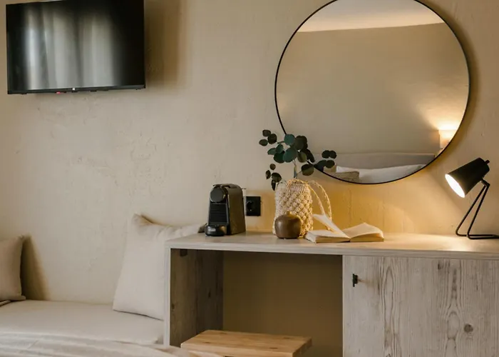 Ξενοδοχείο Nomade Agora - Town Centre, Kefalonia - Private Balconies *